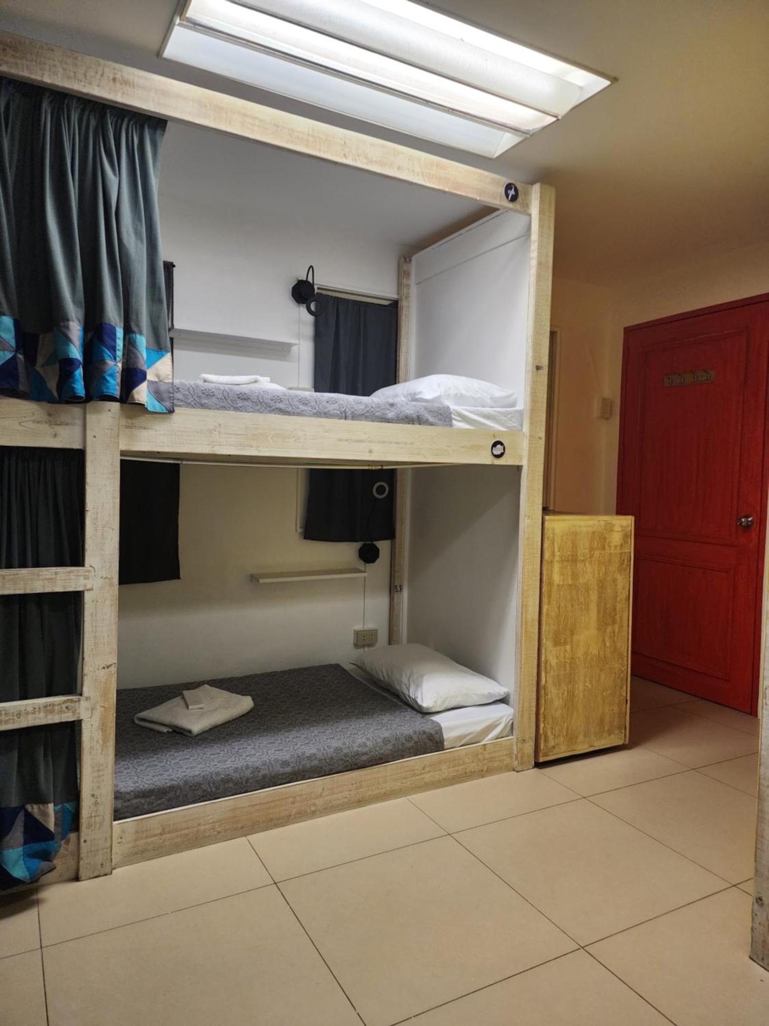 Baybayin Hostel - Pasay Close To Airport Oda fotoğraf